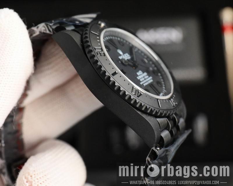Rolex 40mm 022124