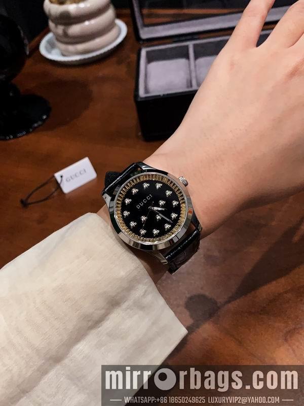 Gucci watch 102279