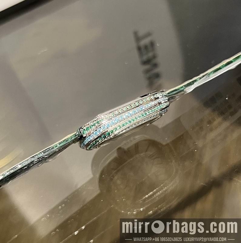Cartier 30.44X33.78X7.08mm 060308