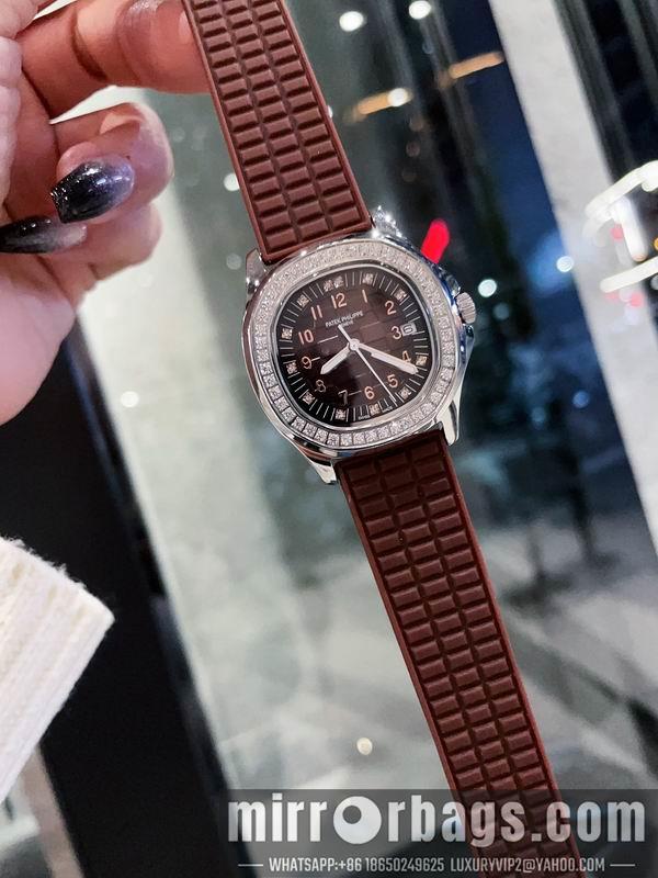 Patek Philippe 35.6mm 102267