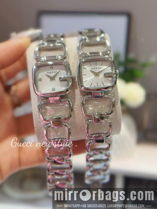 Gucci 24X22.5mm 0416107
