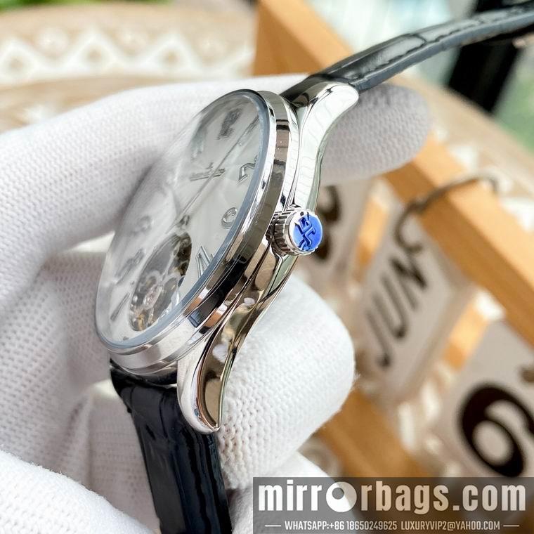 Jaeger Lecoultre men 42mm M31