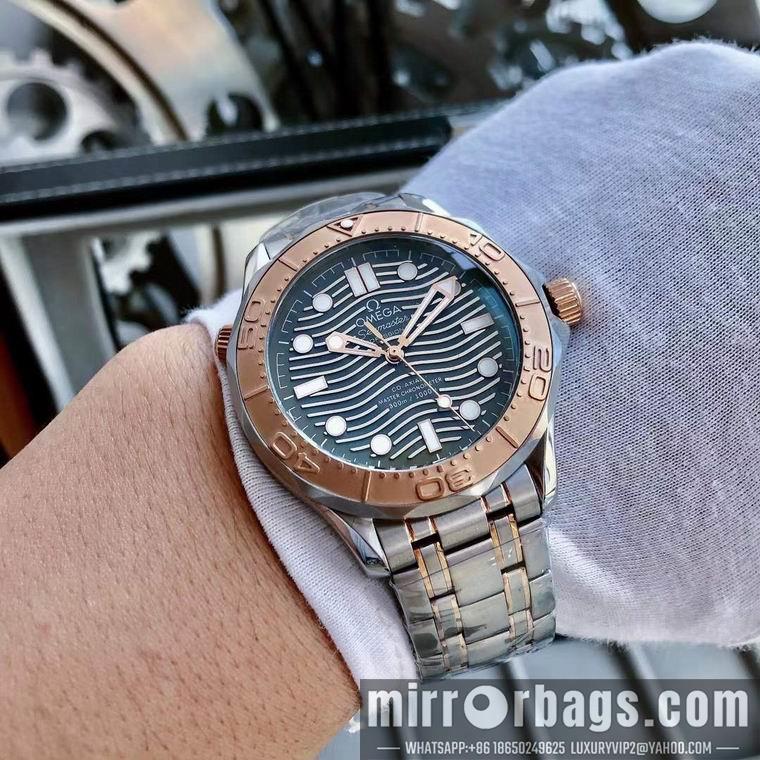 Omega men 45mm M15