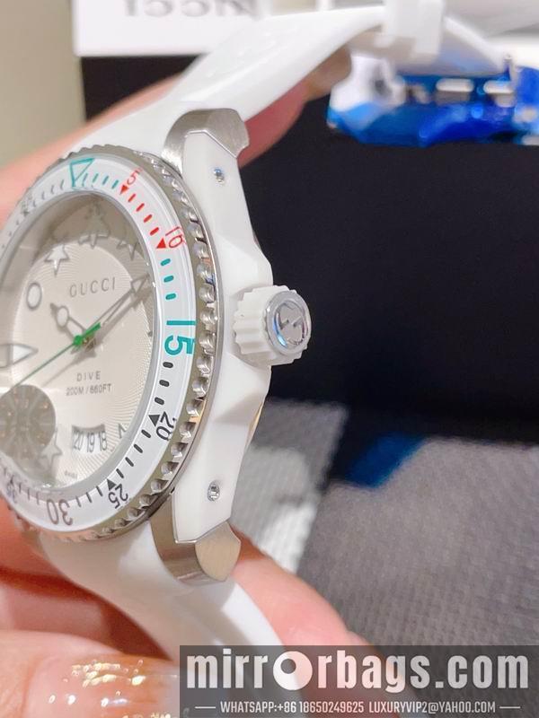 Gucci 40mm 102305