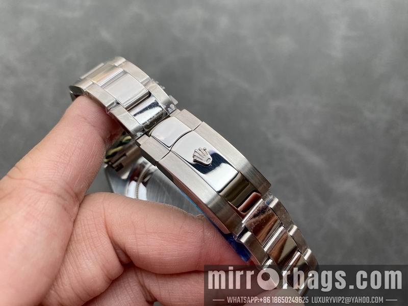 Rolex 42mm 090410