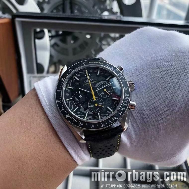Omega men 43mm M25