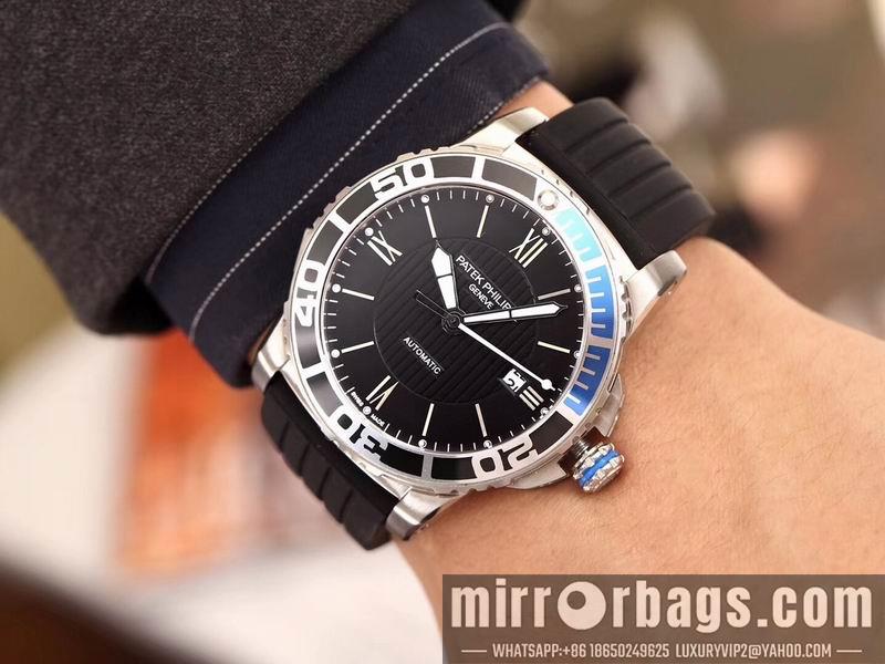 Patek Philippe 44mm 031677