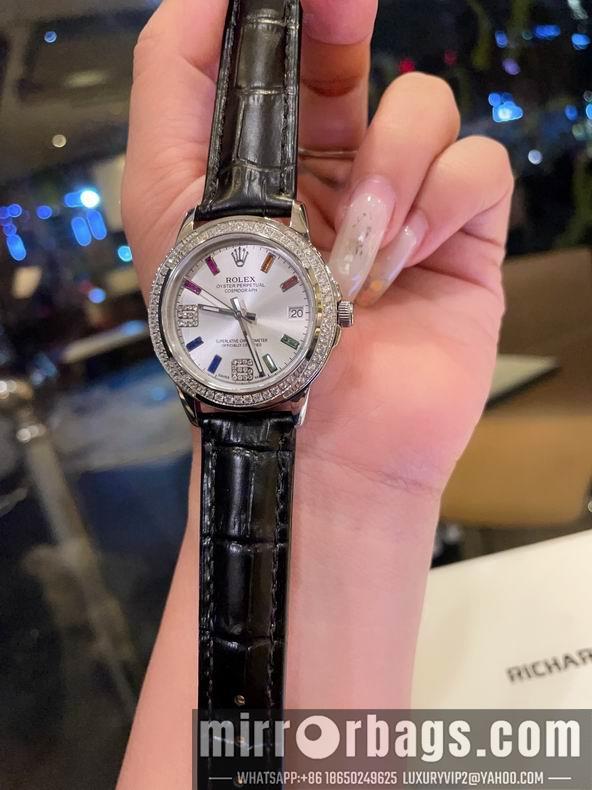 Rolex women 35X9mm 101651