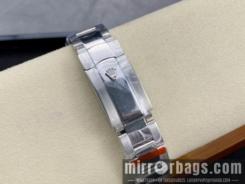 Rolex 42mm 090427