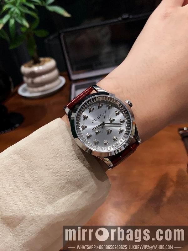 Gucci watch 102279