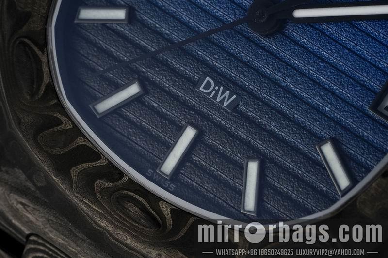 Patek Philippe watch 033125