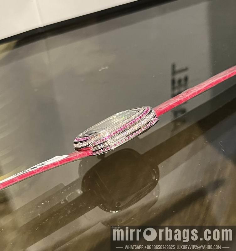 Cartier 30.44X33.78X7.08mm 060308