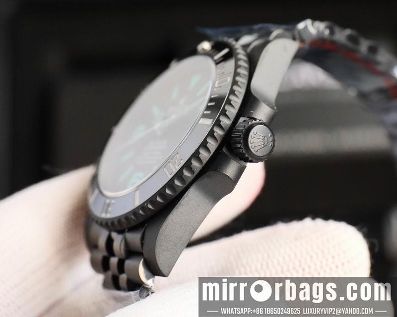 Rolex 40mm 022123