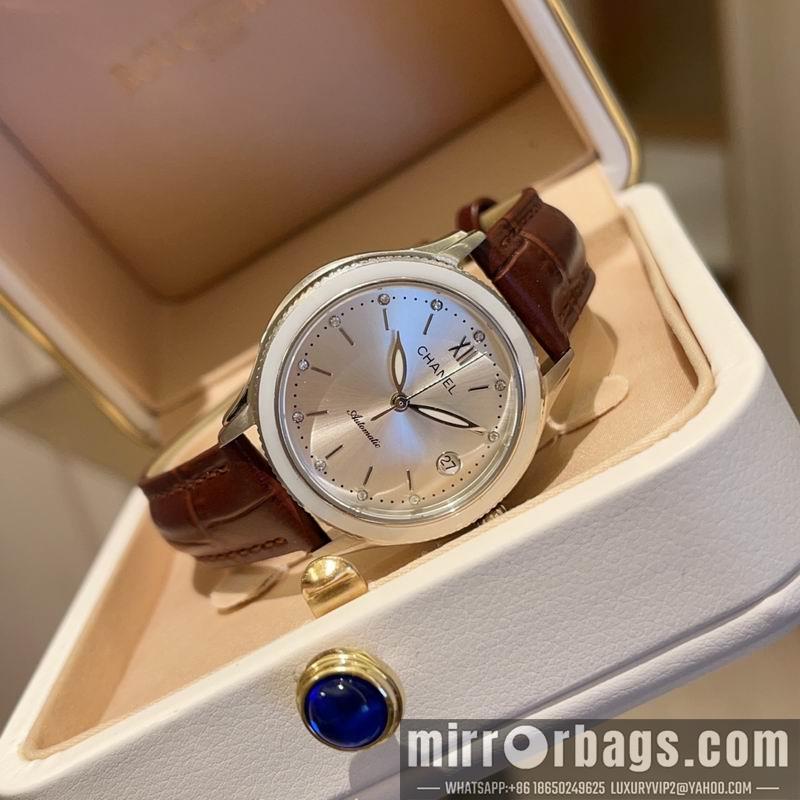 Chanel 33mm 022484