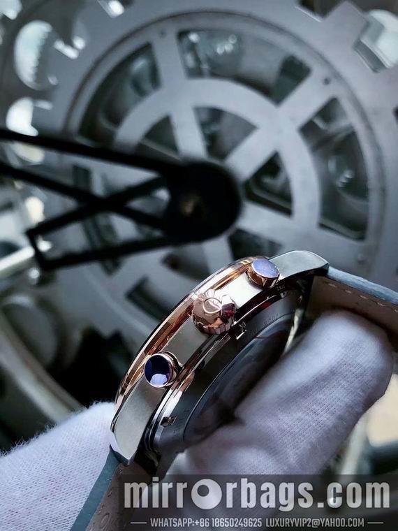 Omega men 42mm M19