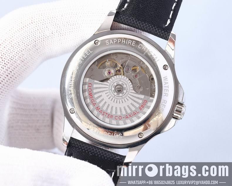 Omega men 41mm women 33mm M138
