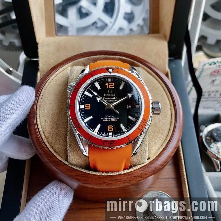 Omega men 45mm M09
