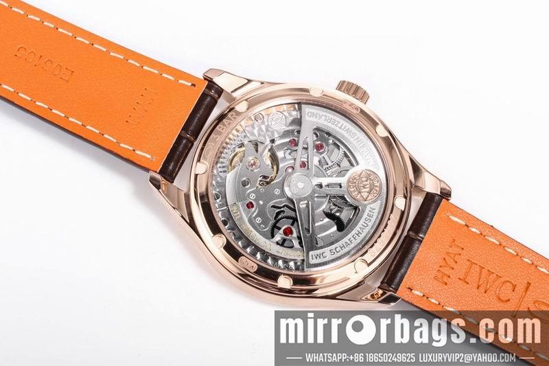 IWC 40.4mm 082946