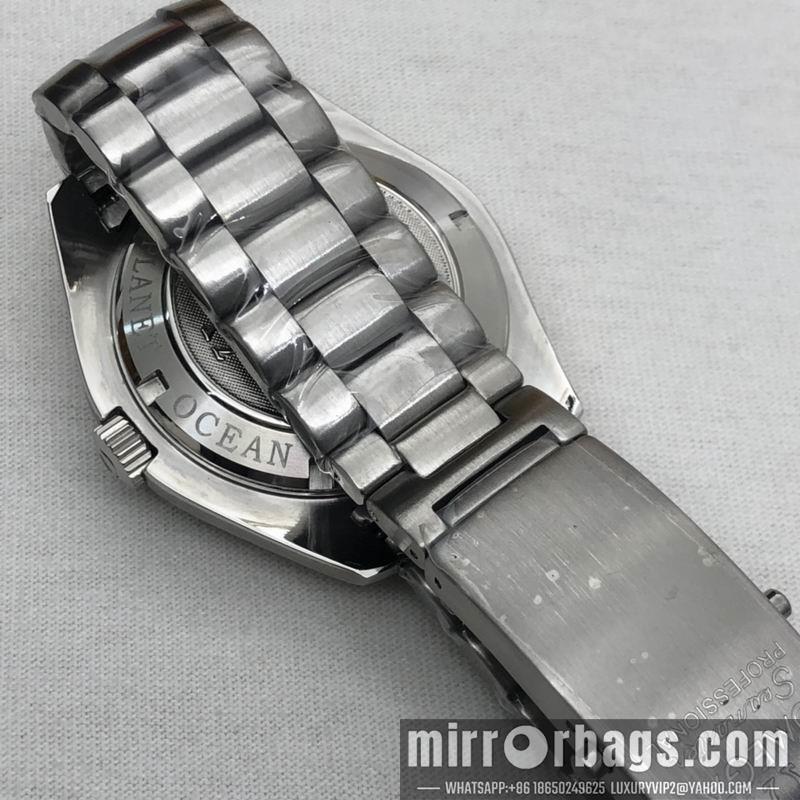 Omega watch 050798