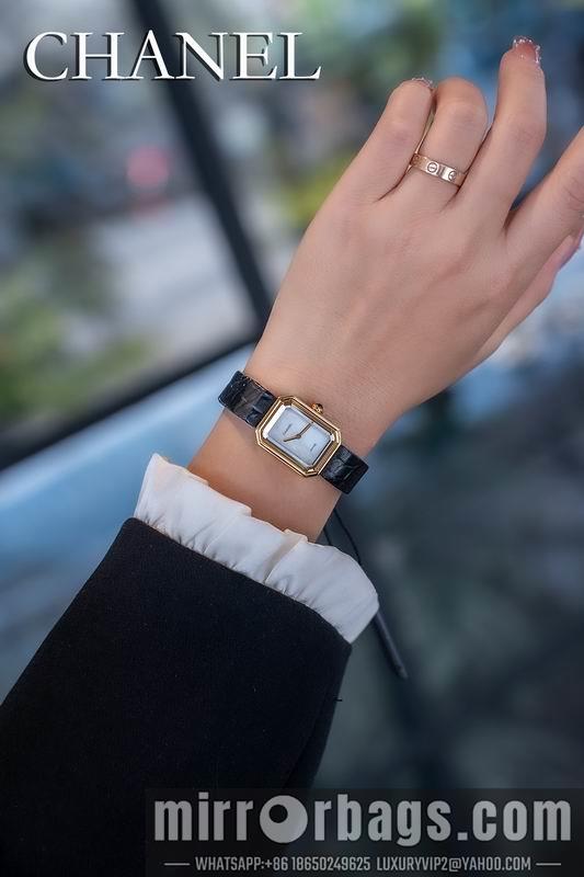 Chanel watch 022359