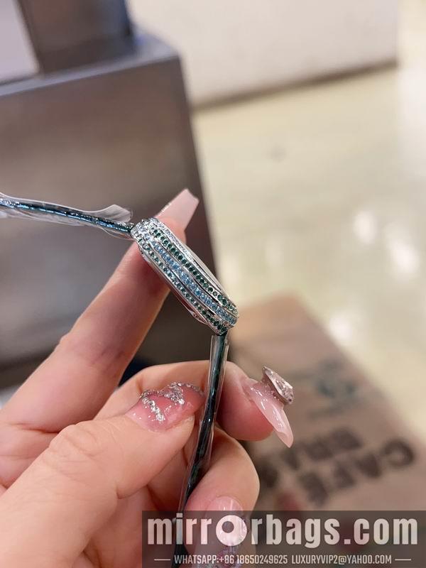 Cartier 30.44X33.78X7.08mm 050761