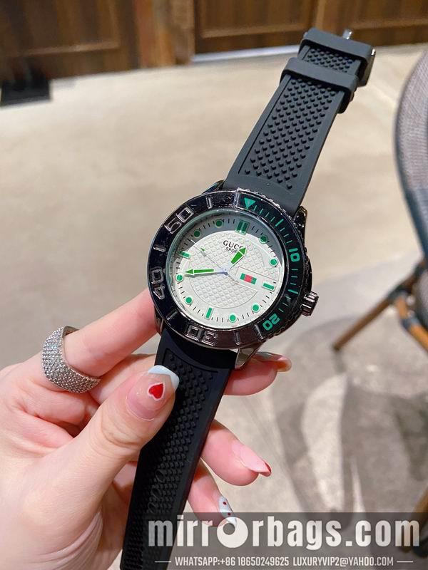 Gucci watch 041421