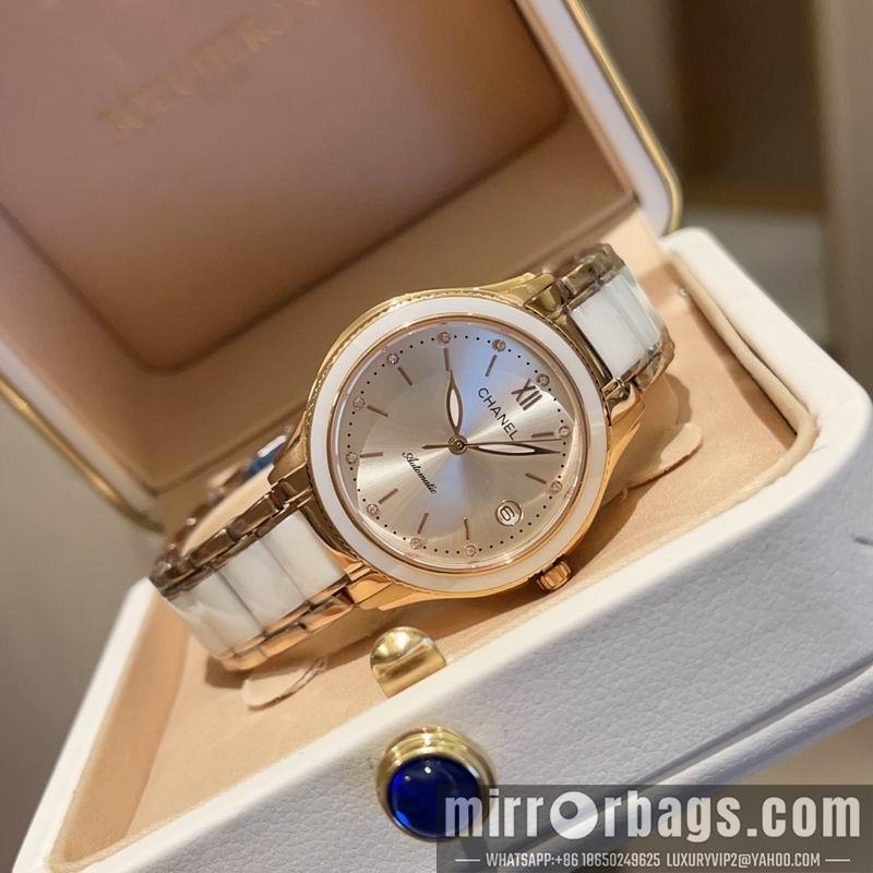 Chanel 33mm 022484
