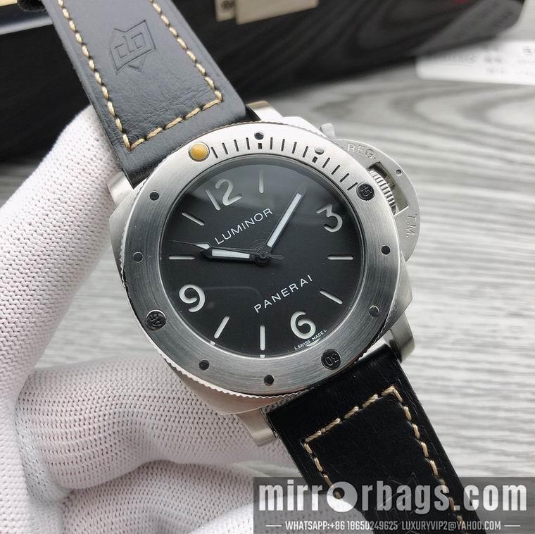 Panerai men 44mm M04