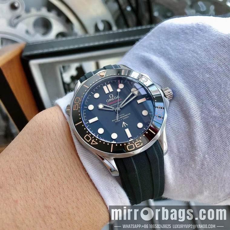 Omega men 45mm M14