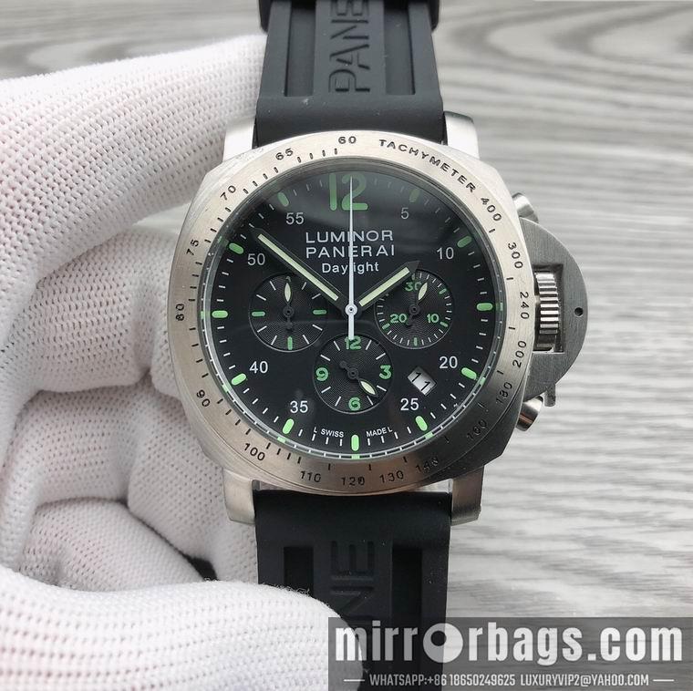 Panerai men 44m 40mm M11
