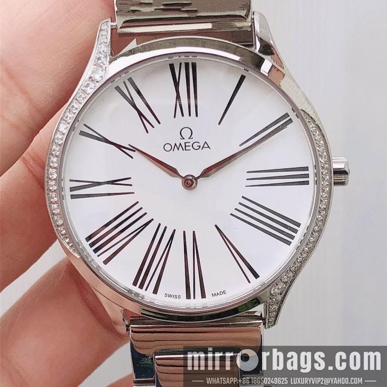 Omega men 42mm M05