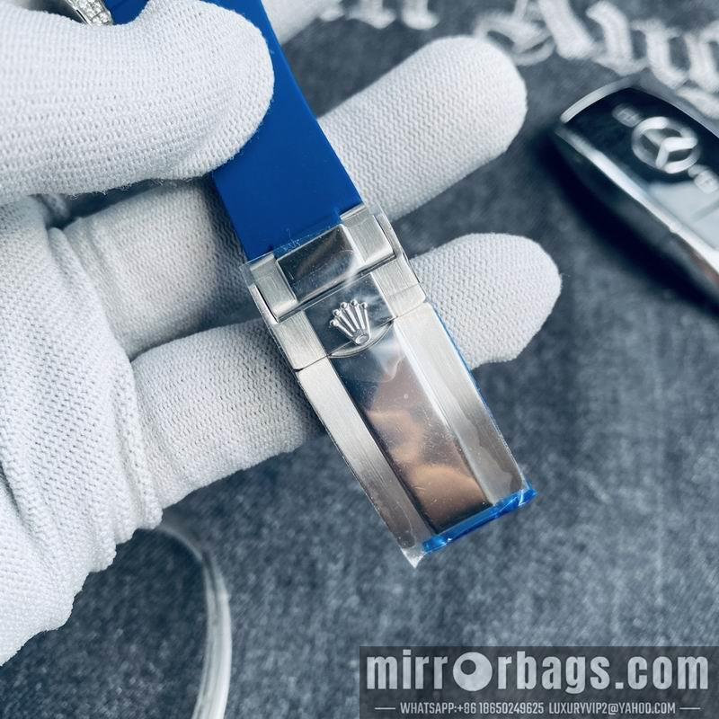 Rolex 40mm 121747