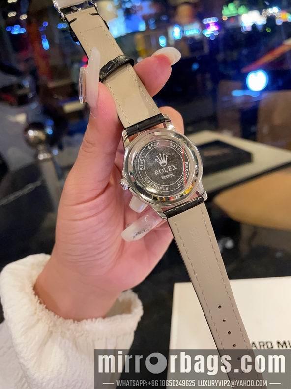 Rolex women 35X9mm 101651