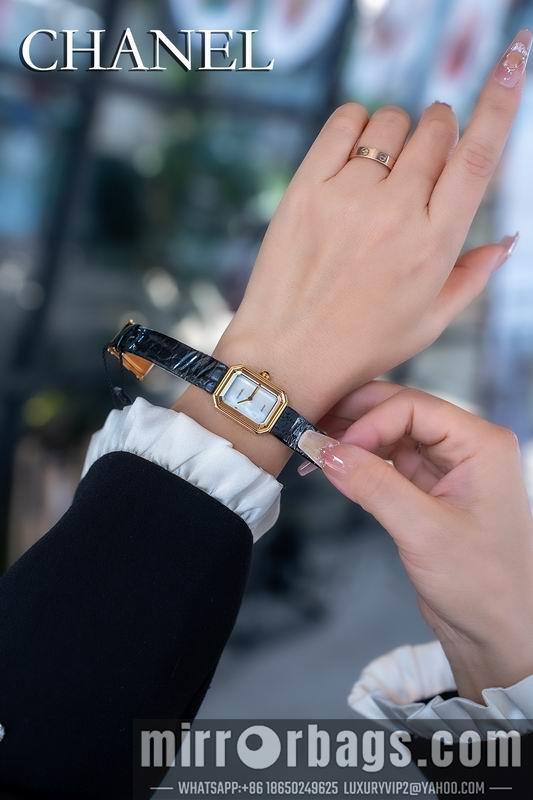 Chanel watch 022359