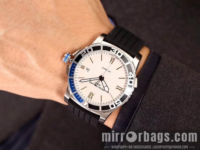 Patek Philippe 44mm 031677