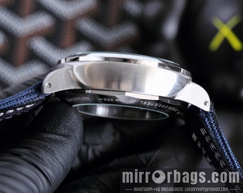 Panerai watch 44X16mm M28