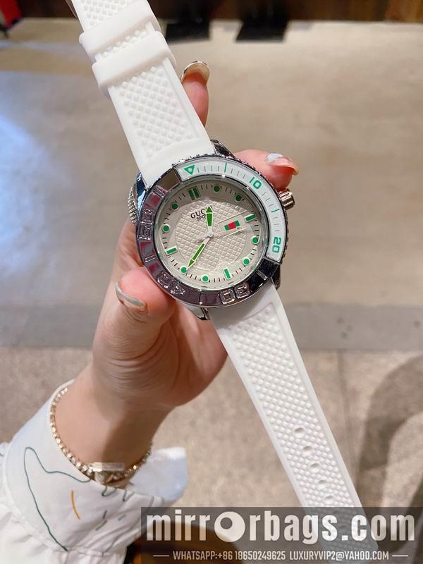 Gucci watch 041421