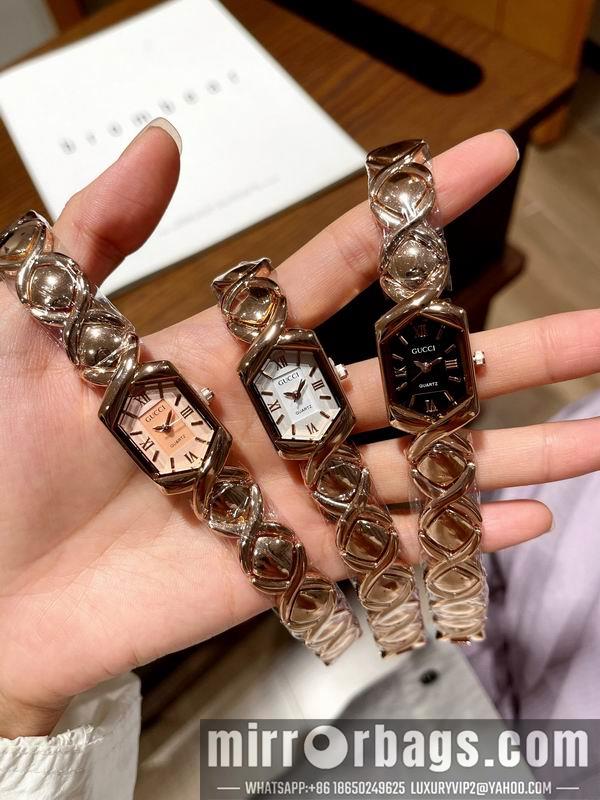 Gucci watch 110184