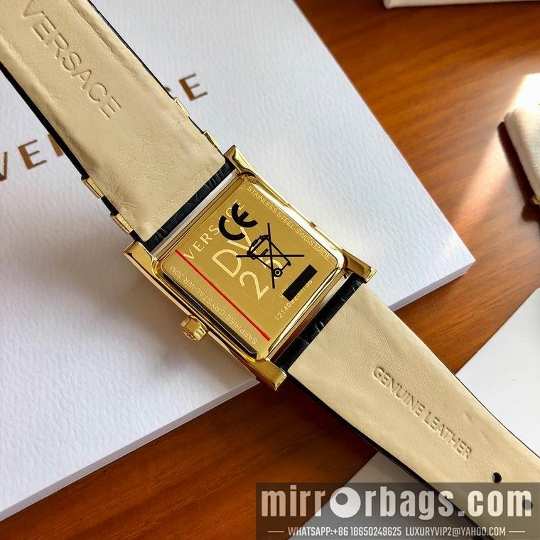 Versace women 30mm M10