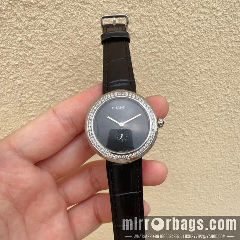 Chanel 37.5mm 032724