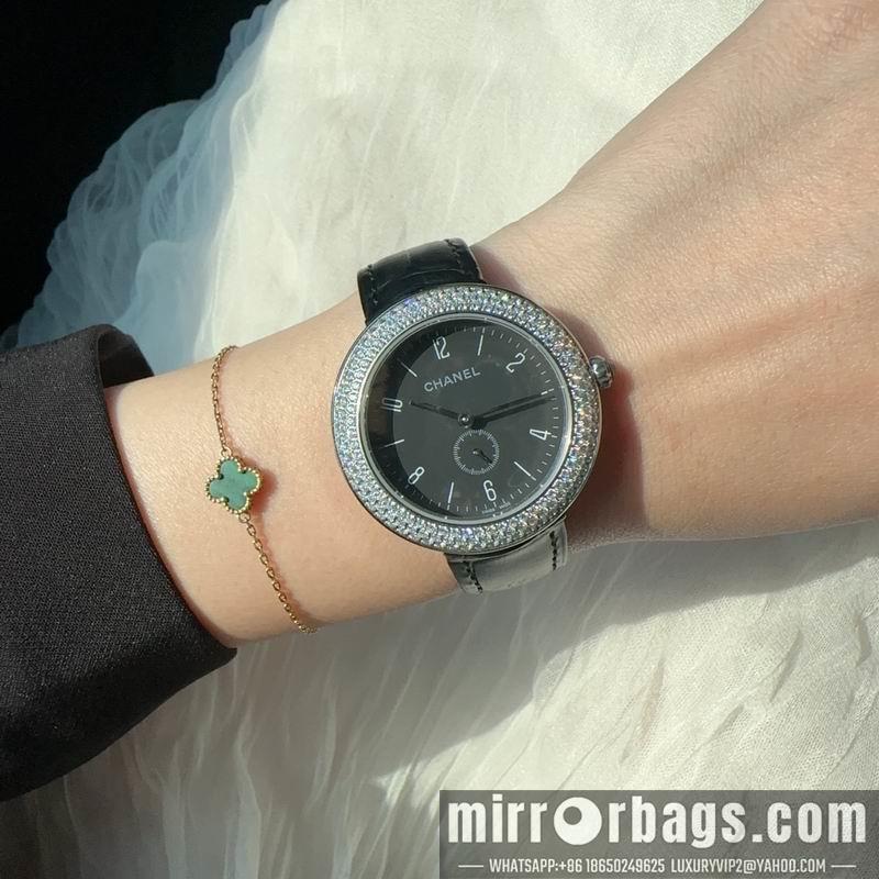 Chanel 33mm 032705