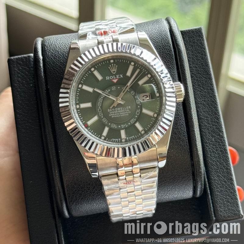 Rolex watch 081726