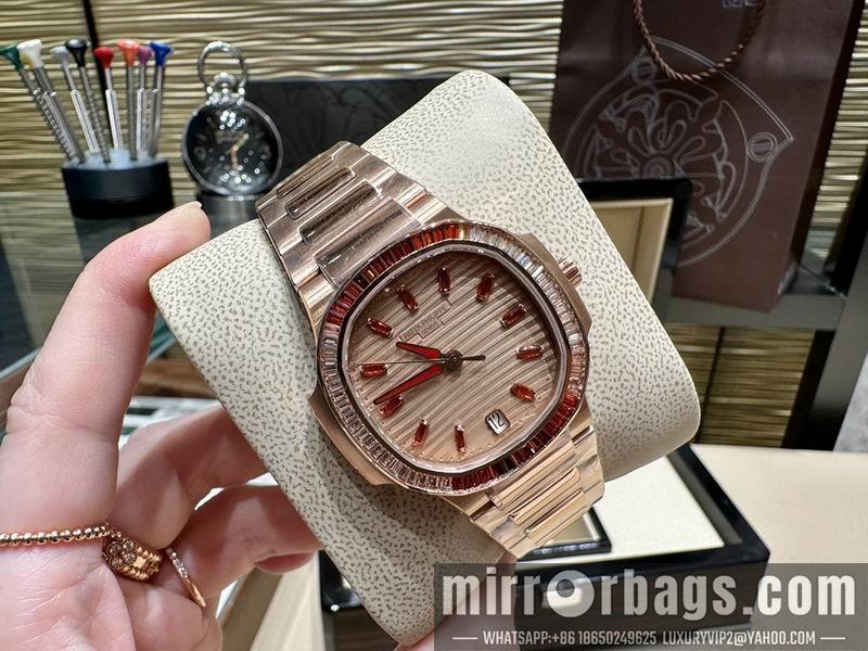 Patek Philippe 35.2mm 022404