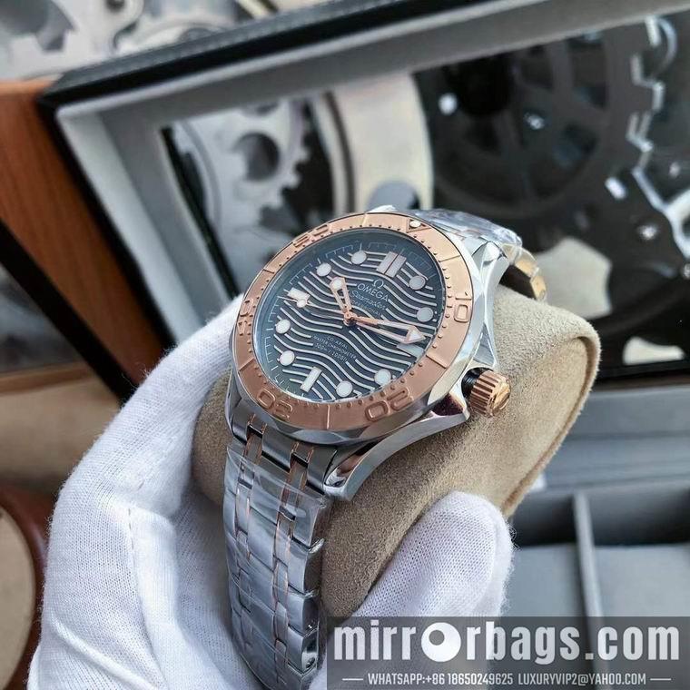Omega men 45mm M15