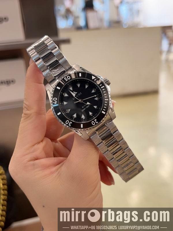 Gucci 40mm 082958