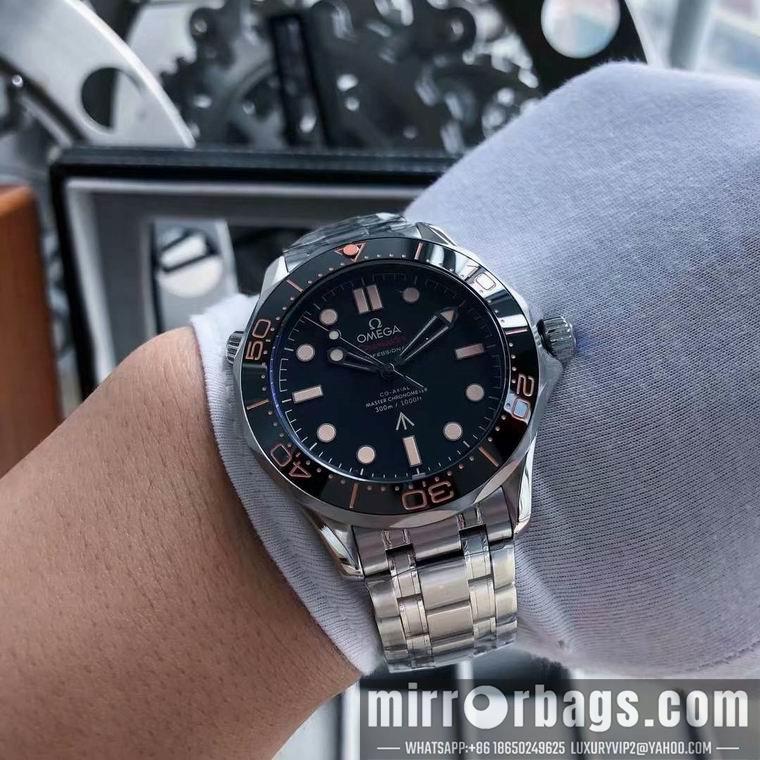 Omega men 45mm M14