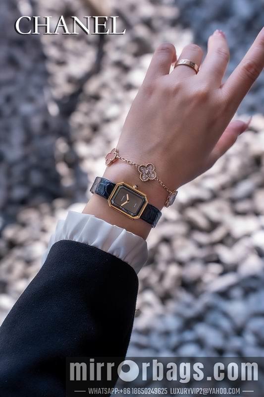 Chanel watch 022359