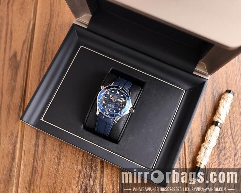 Omega 41X41mm 112601