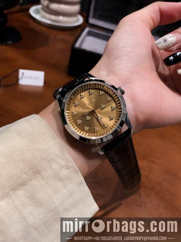 Gucci watch 102279