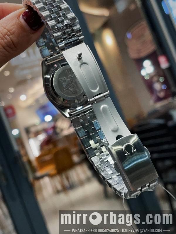 Omega woman watch 031109